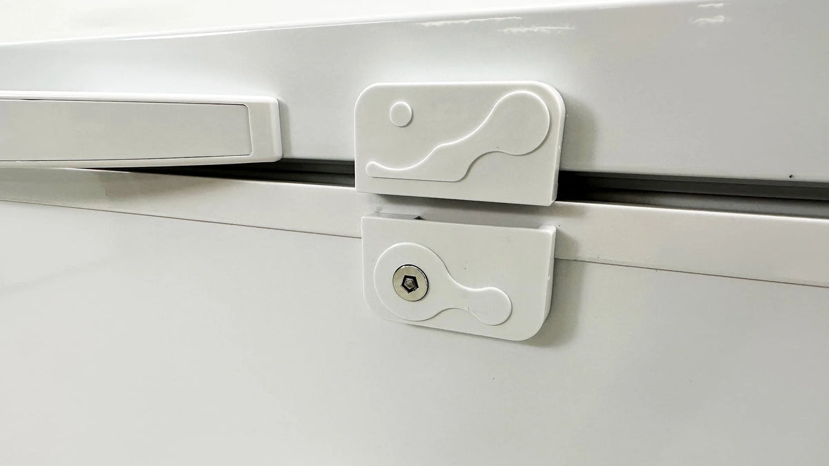 50 inch 13 cu ft Chest Freezer B302