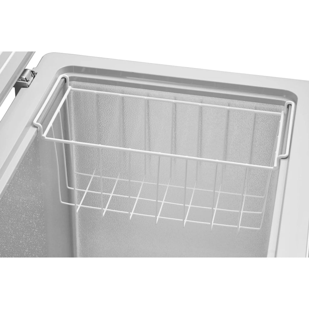 5.0-Cu. Ft. Chest Freezer White Y7697