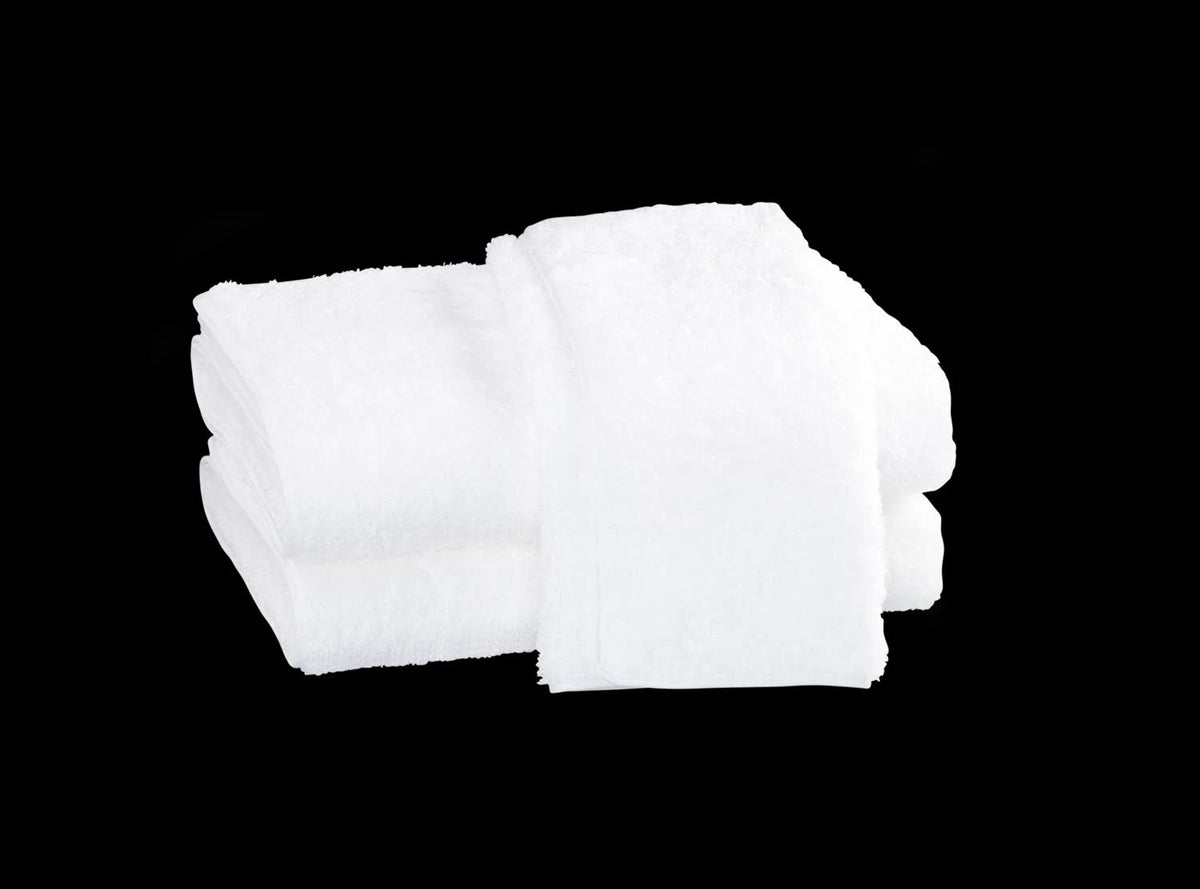 White Quilted Tub Mat G7218