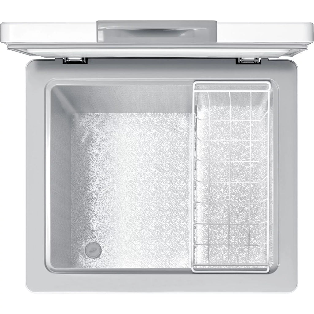 5.0-Cu. Ft. Chest Freezer White Y7697