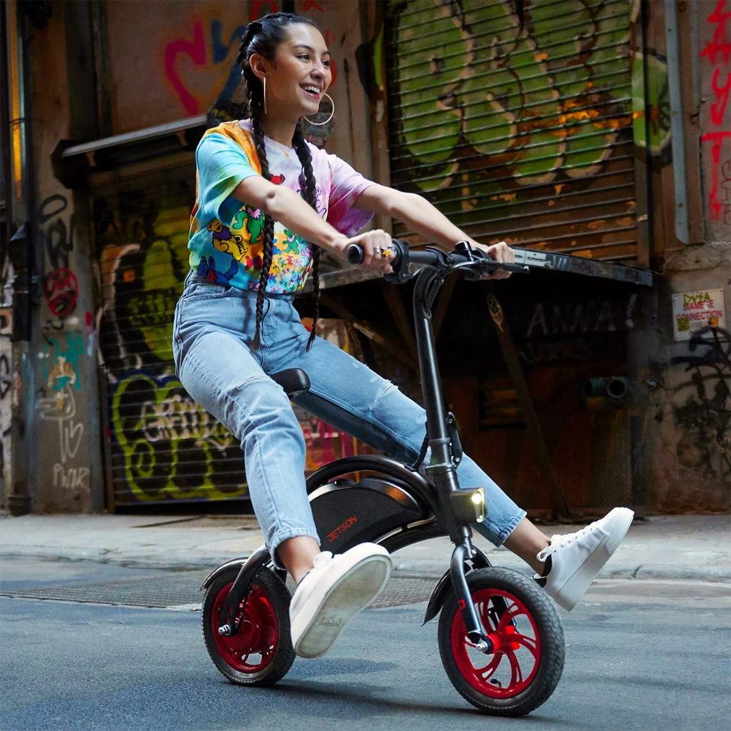 Folding Electric Ride-On with Twist Throttle, Black G23785