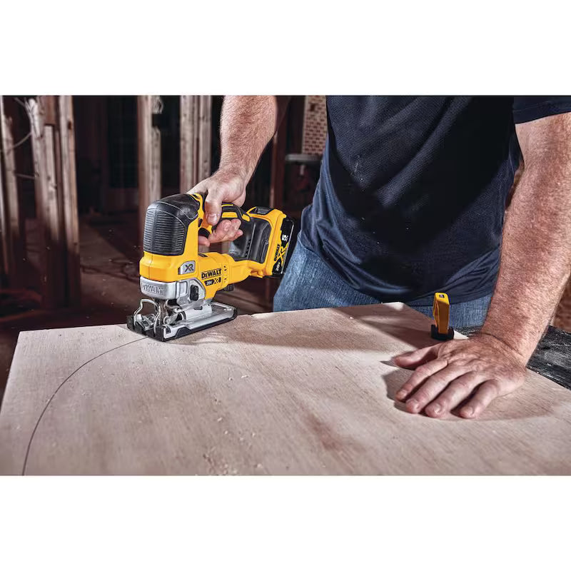 20V MAX XR Cordless Brushless Jigsaw and Router O453247