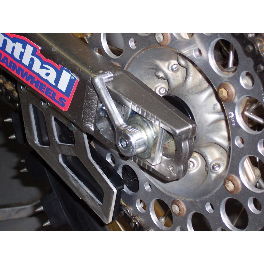 Rear Axle Pull S9883